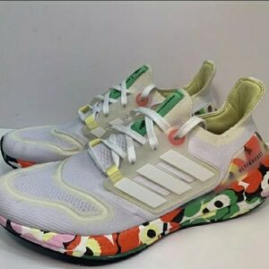**sold**Adidas Ultraboost 22 x Marimekko Poppy White Sneakers